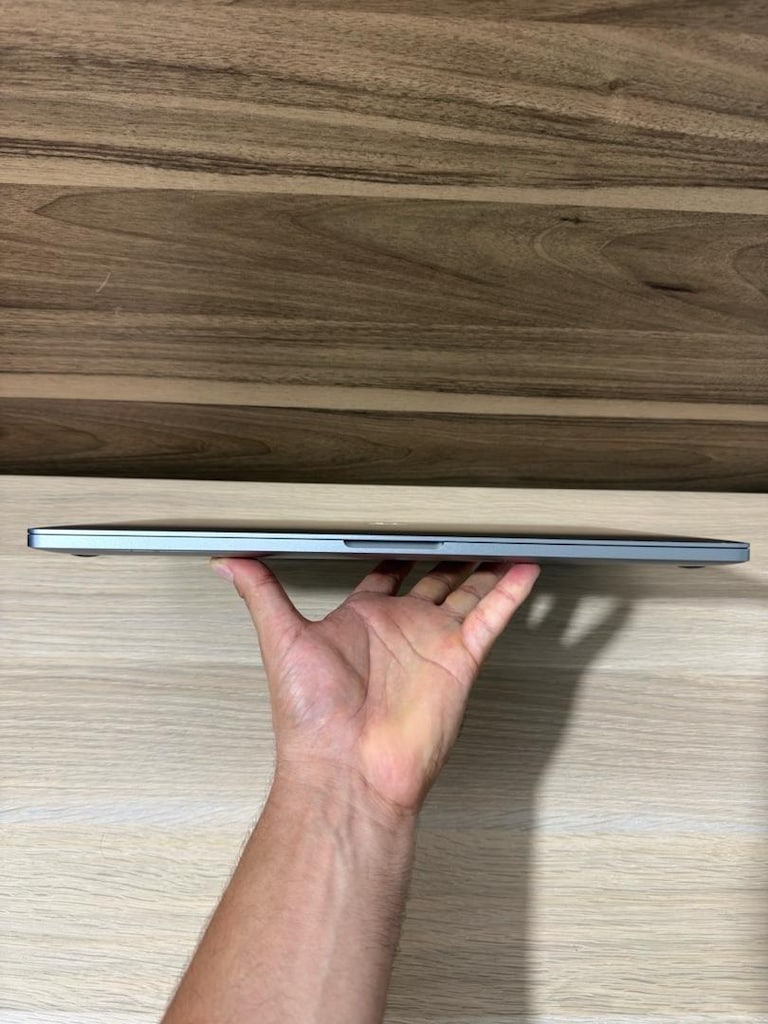 MacBook Pro / i7 / 16 inç / 16 GB Ram / 512 GB Ssd - 5