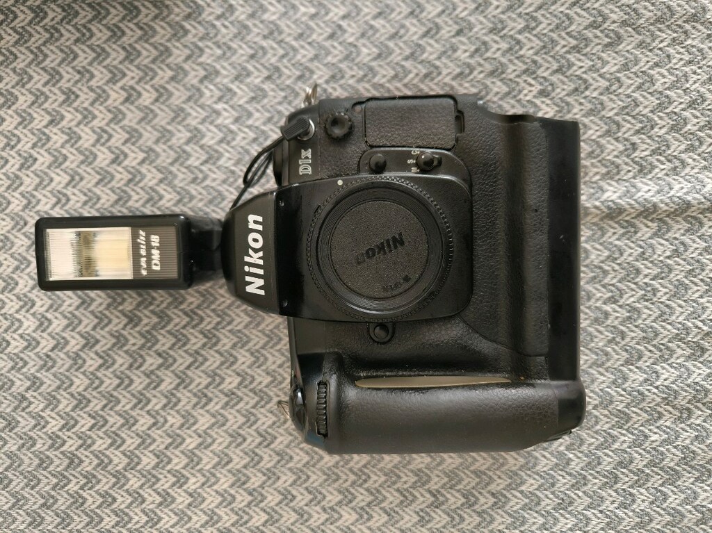 2 adet Nikon d1x parça amacli - 2