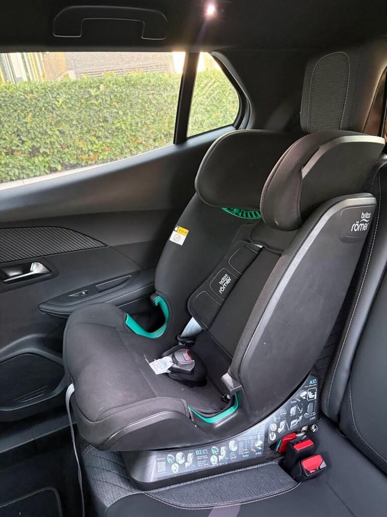 Britax Römer ADVANSAFIX M i-SIZE çocuk oto koltuğu - 5