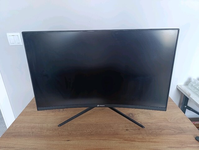 GameBooster GB-2779CF 27" Kavisli Oyuncu Monitörü – DP + 2x HDMI – Sor