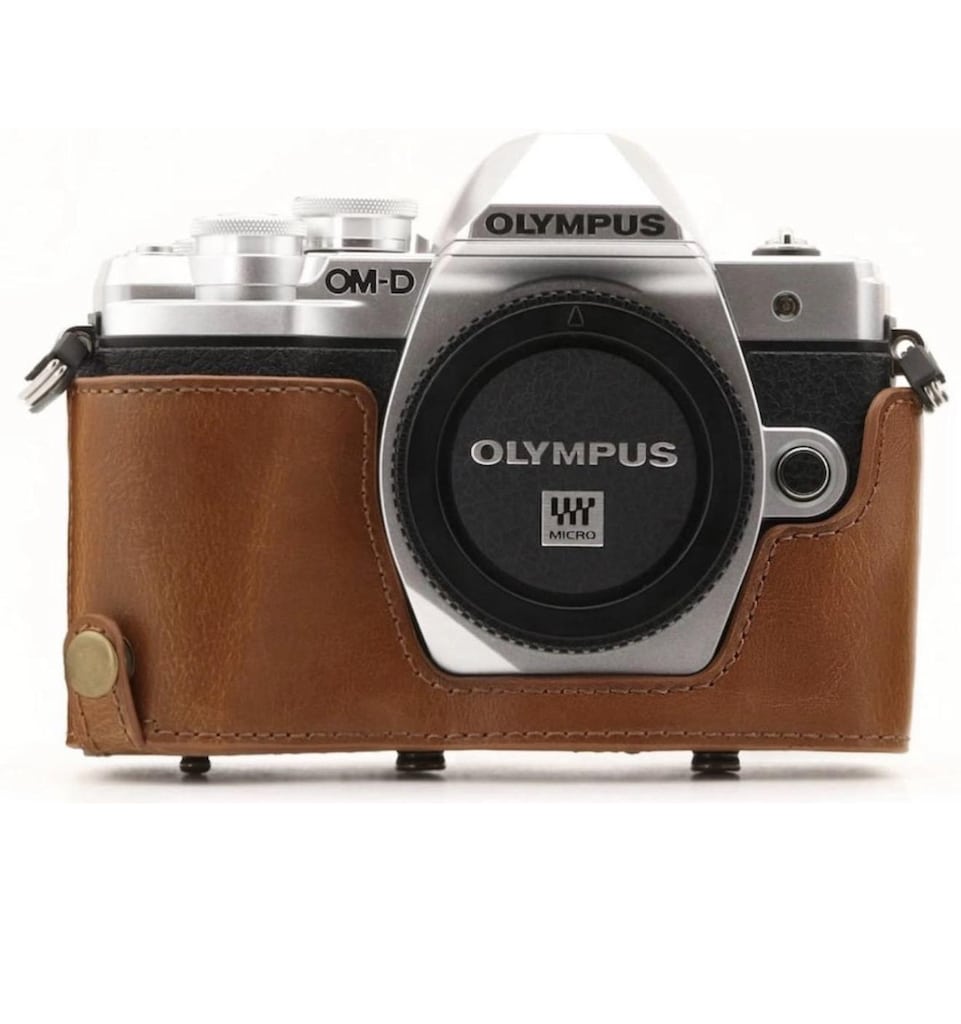 Olympus OM-D-E-M10 Mark III - 3