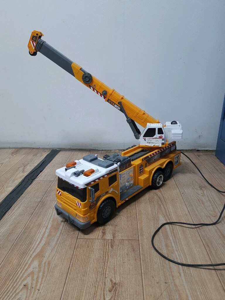 Uzaktan Kumandalı Mega Vinç - 7