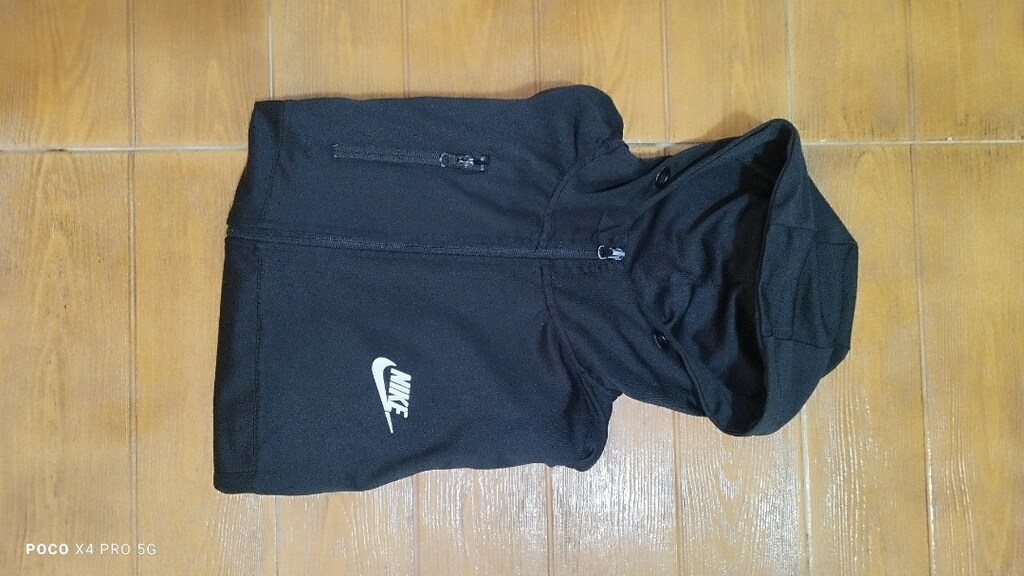 #Nike likralı spor mont..Üst ipi yok, takılır, yazıları az soyulmuş, - 9
