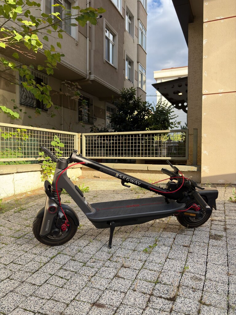 SEGWAY Ninebot F3 Pro 1200W + Ekipman + Premium Bakım Paketi - 4