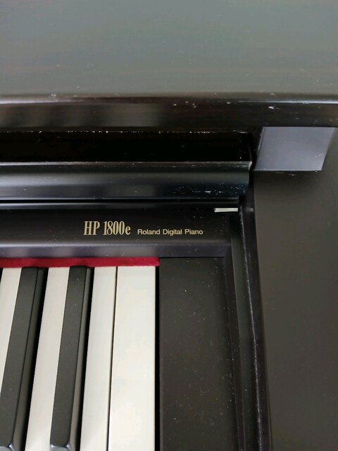 HP1800e Roland Digital Piyano