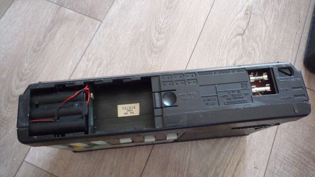 Grundig Satellit 300 Dijital Dünya Radyosu - 8