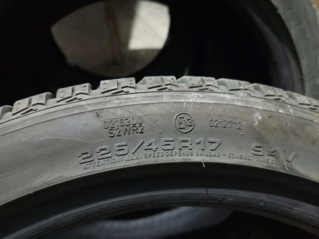 225/45/17 Goodyear 2022 kışlık sıfır sayılır yama yok - 6