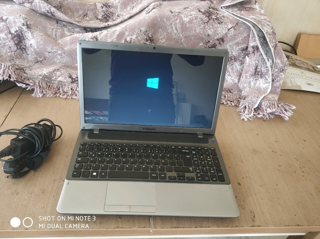 Samsung i5 3 nesil 6 GB rem batarya sağlam sıfır ayarında temiz laptop - 5
