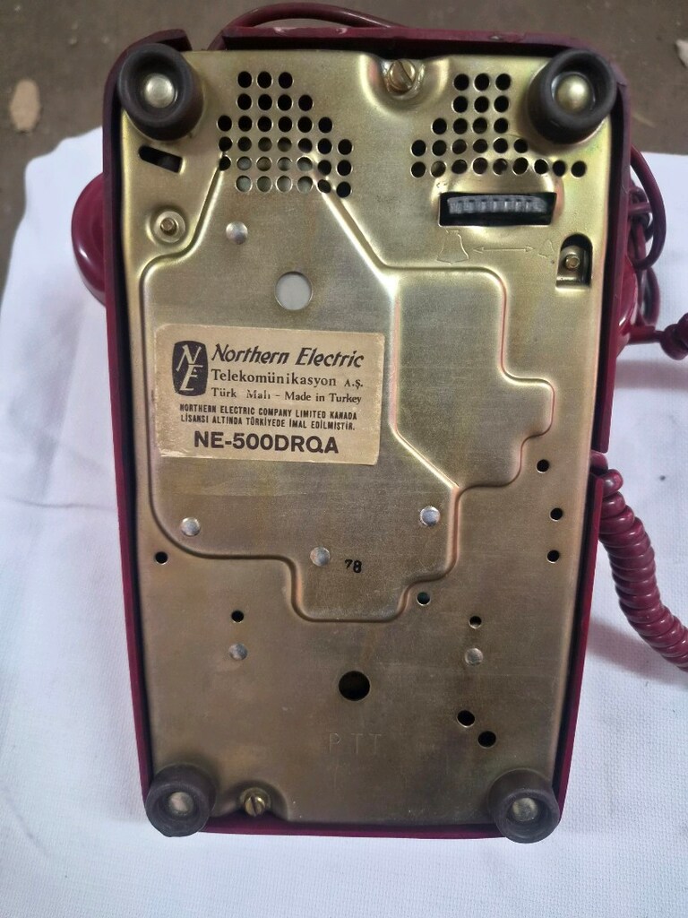 Vintage Northern Electric Çevirmeli Telefon – Koleksiyonluk - 4
