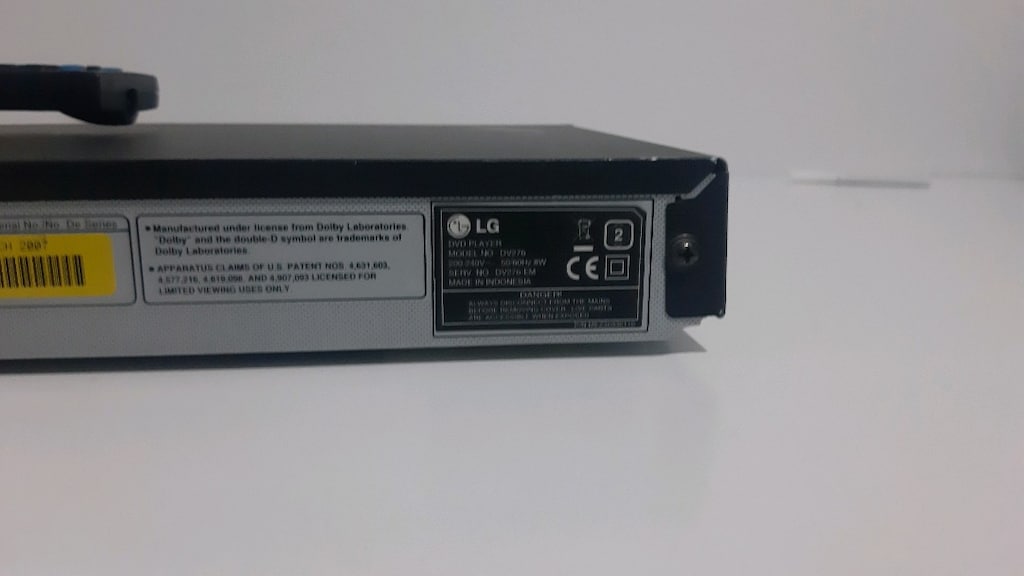 DVD/VCD/CD PLAYER - 6