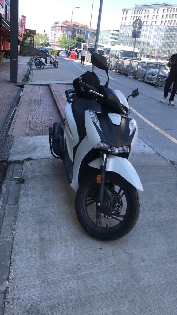1750 km kazasız 2024 model SH 125 - 7