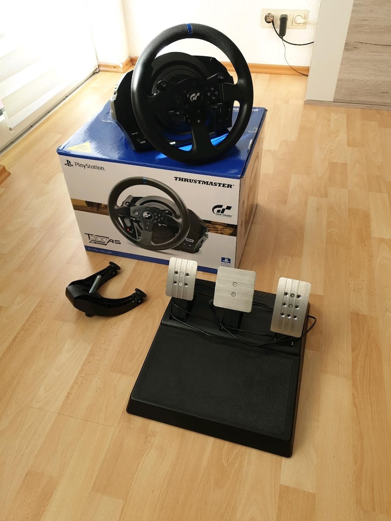 Thrustmaster T300 Direksiyon Seti + Shifter 4 Aylık Garantili