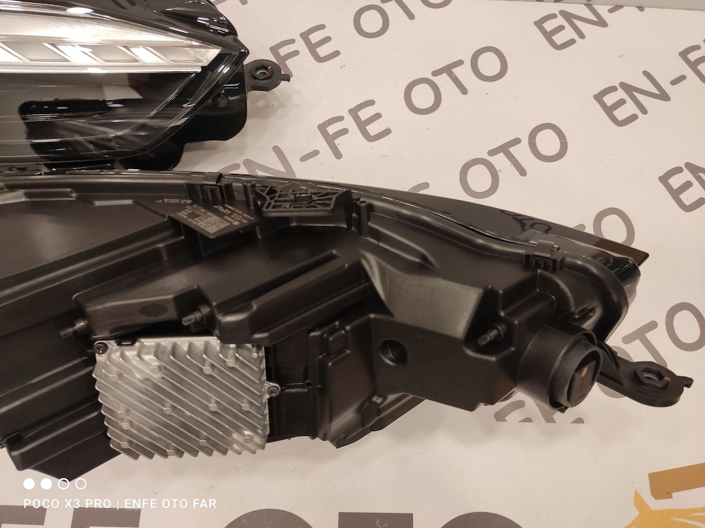 AUDİ A5 LED MATRİX SAĞ FAR ORJİNAL 2020 2021 2022 2023 2024 - 12