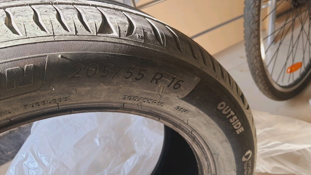 1 ADET 205 55 16 michelin primacy 4 - 2