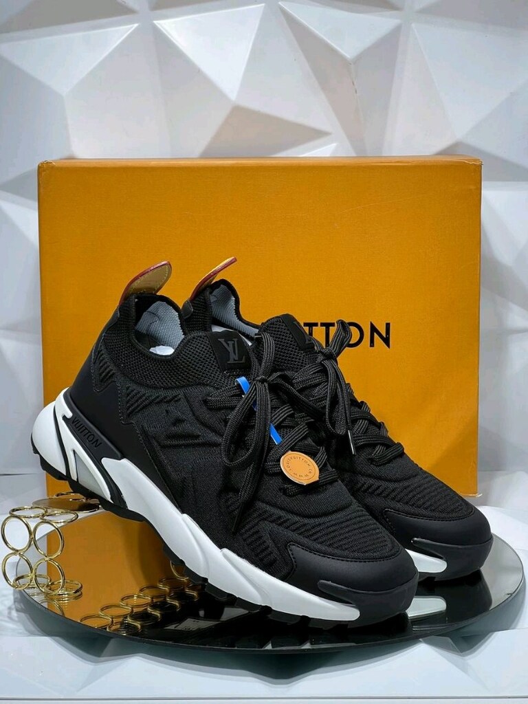 Louis Vuitton - 5