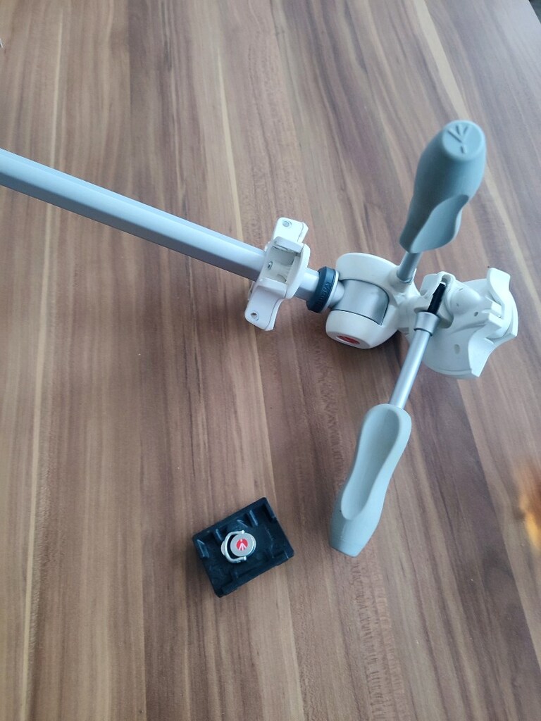 Manfrotto tripod üst kısım - 3