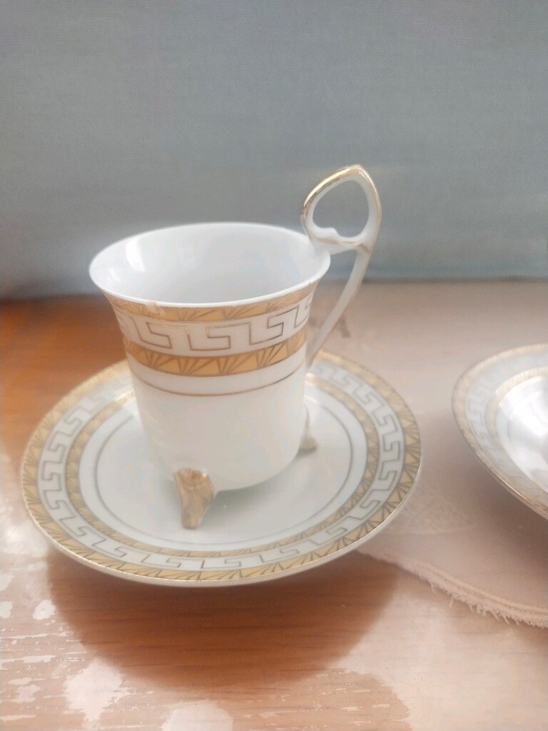 Gold detaylı ayaklı fincan takımı - 2