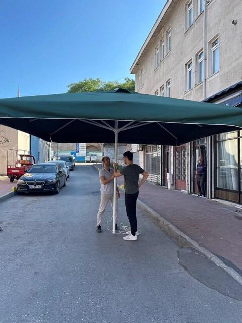 4e4 cafe restoran şemsiyesi