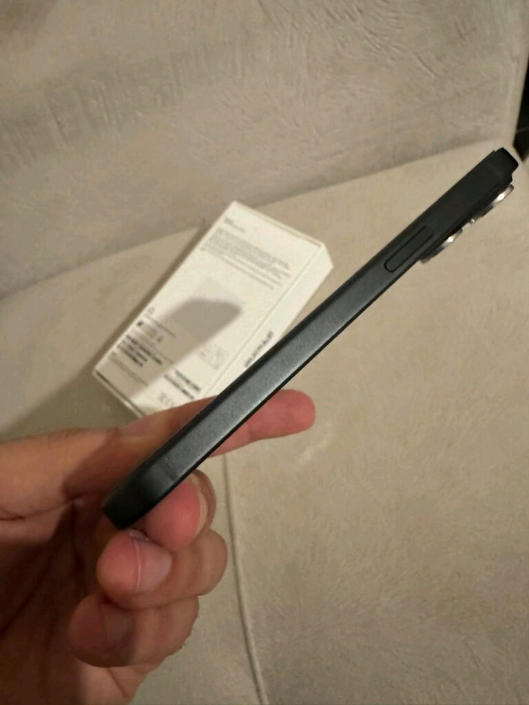Vatan Computer Faturalı, Garantisi Devam Eden Kusursuz iPhone 15 - 4