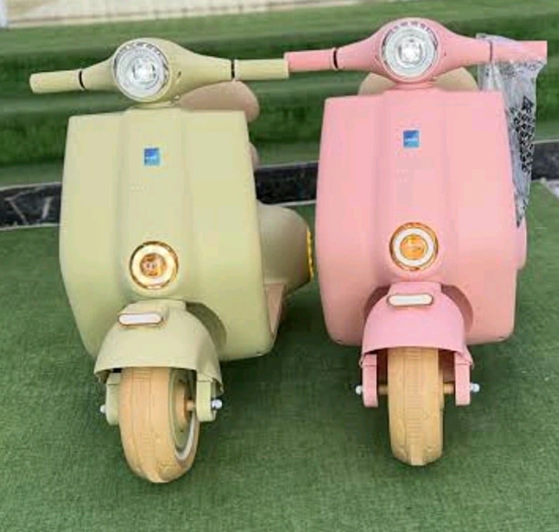 (AnkaCar çocuk oto galeri)12 VOLT KUMANDALI VESPA AKÜLÜ ARABA MOTOR - 6