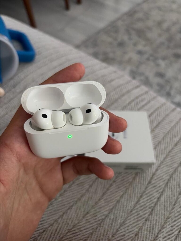 Airpods pro 3 - 2