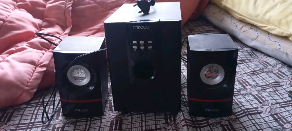 MİKADO 2+1 FLAŞ BELLEKLİ AUX GİRİSLİ RADYOLU CD KARTLI SES SİSTEMİ - 4