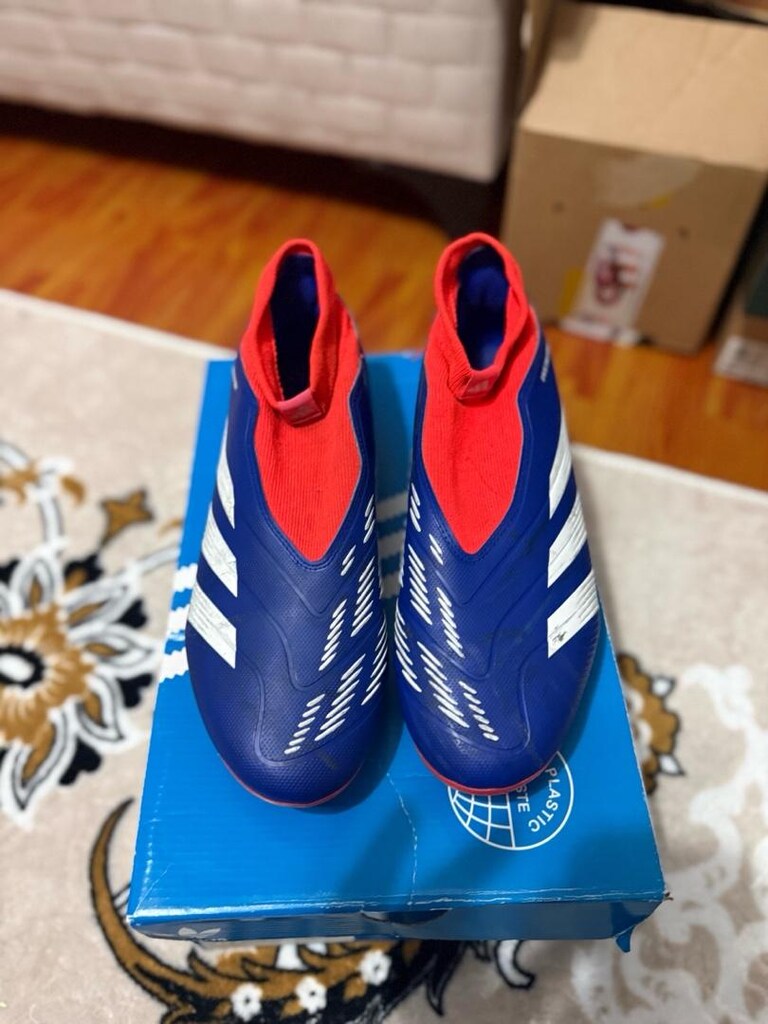 Adidas predator 42.5 - 3
