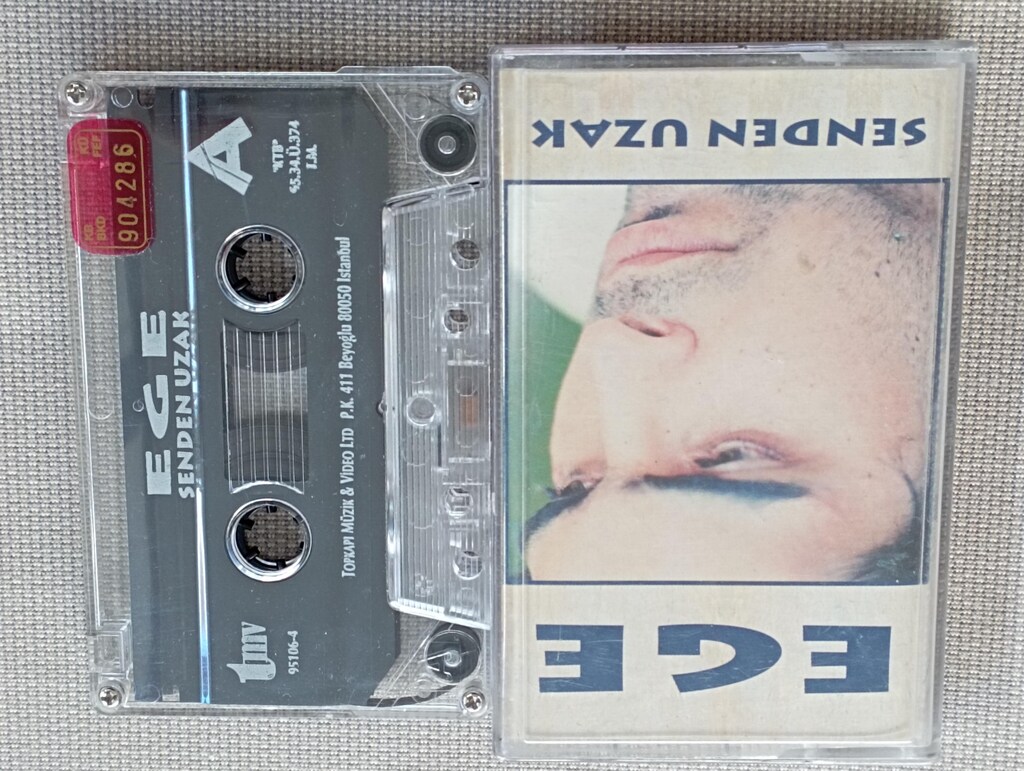 EGE-SENDEN UZAK