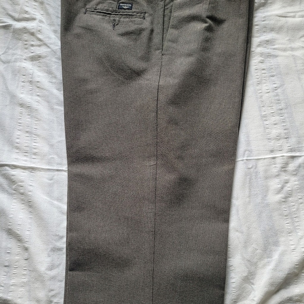 Dockers Üst Segment Klasik Pantolon – Hiç Giyilmemiş, Etiketsiz Sıfır - 9