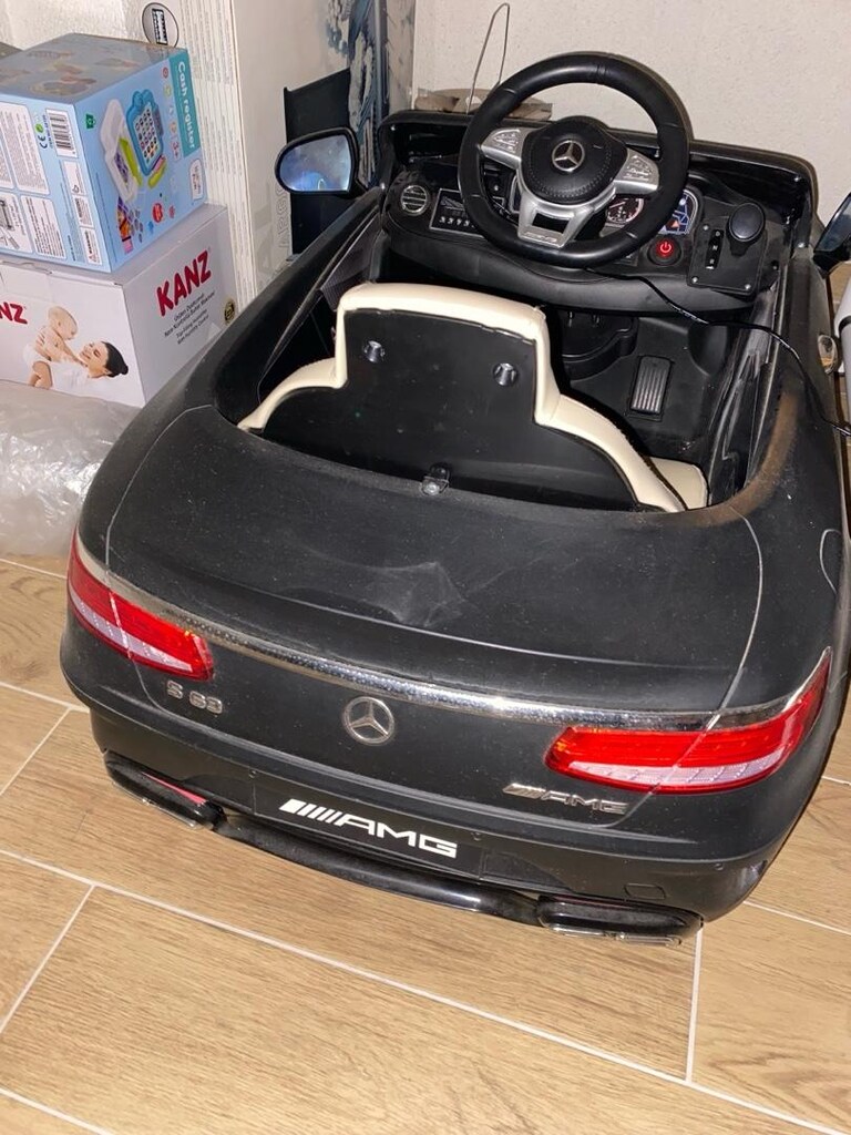 Mercedes AMG akülü araba - 4