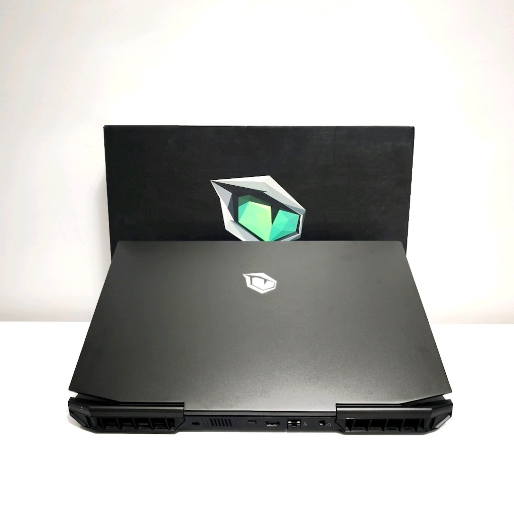 MONSTER / 32 RAM / RTX3050Tİ / 500 SSD / 17.3" BÜYÜK EKRAN / 144 HZ / - 3