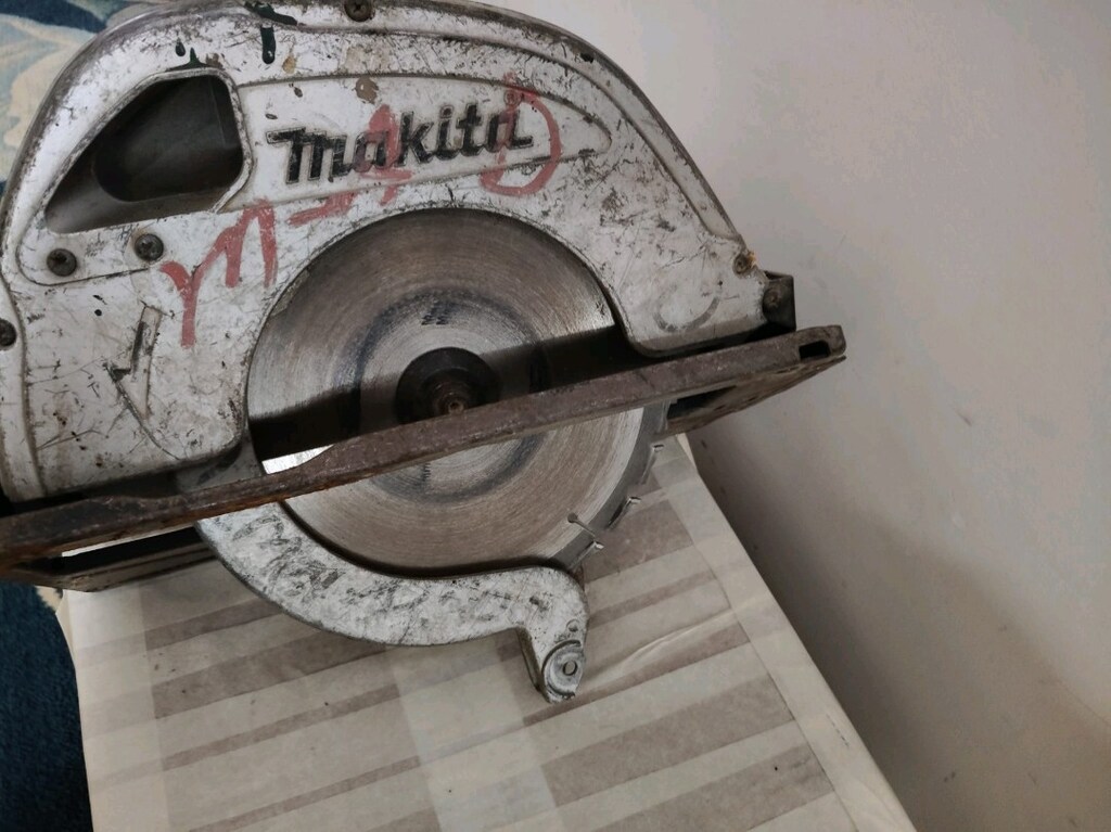 Makita 5704R elektrikli Daire Testere - 3
