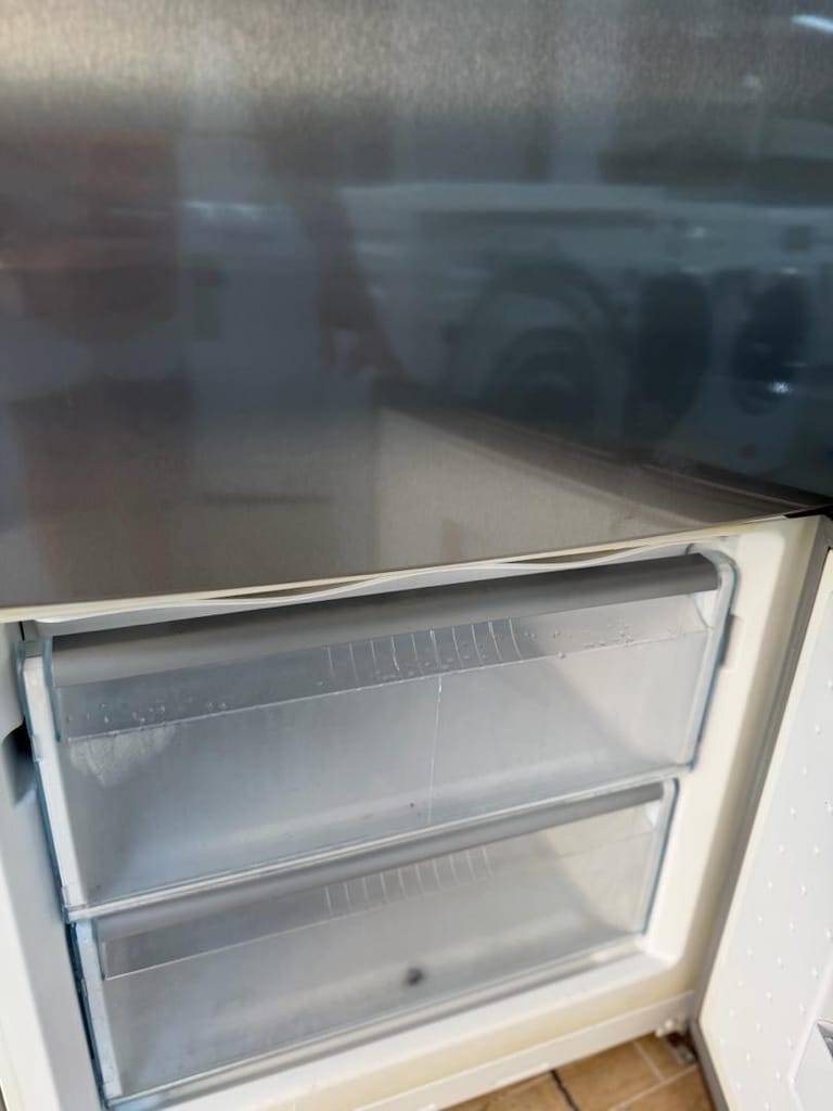 Buzdolabı Bosch Alttan buzluklu inox A+++ İnverter - 6