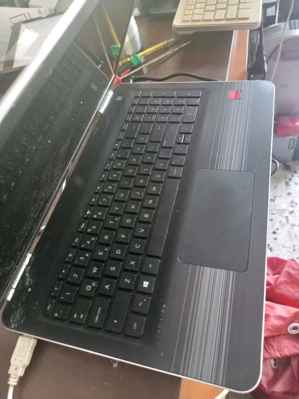 hp laptop - 3