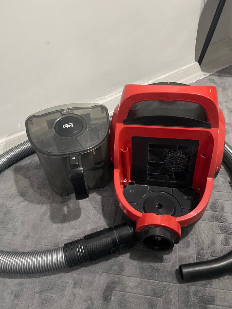 Elektrikli Süpürge Beko 750w toz torbasız - 3