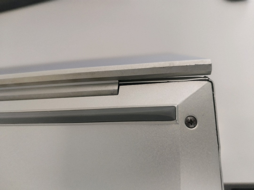 İlk gelene Uygun fiyata vereceğim. HP EliteBook 860 g9 - 6