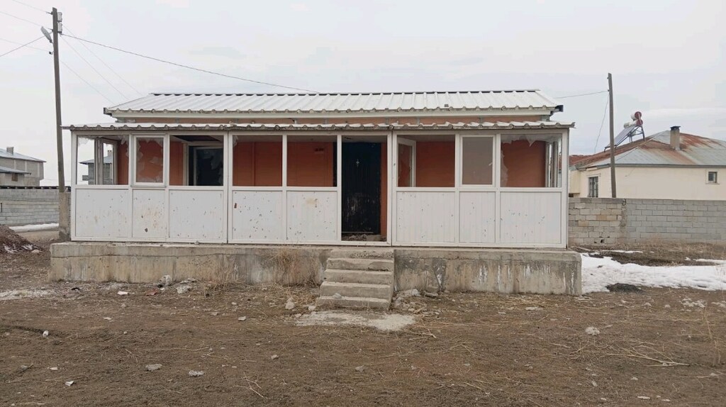 ihtiyactan saflık prafetik ev - 2
