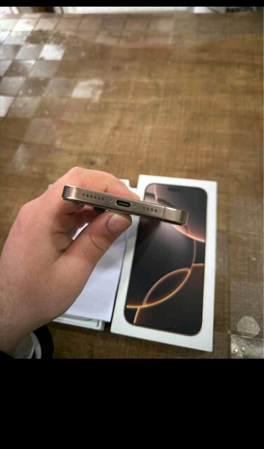 iPhone 16 pro Max tr cihaz