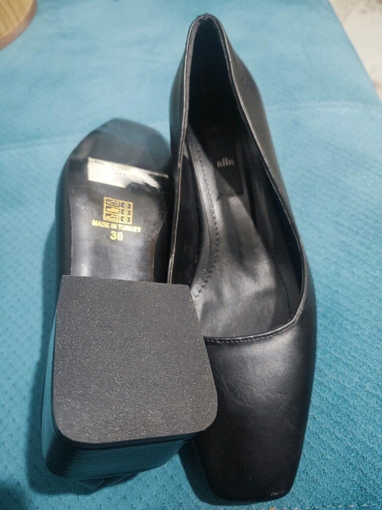 Elle marka 36 numara ayakkabı - 2