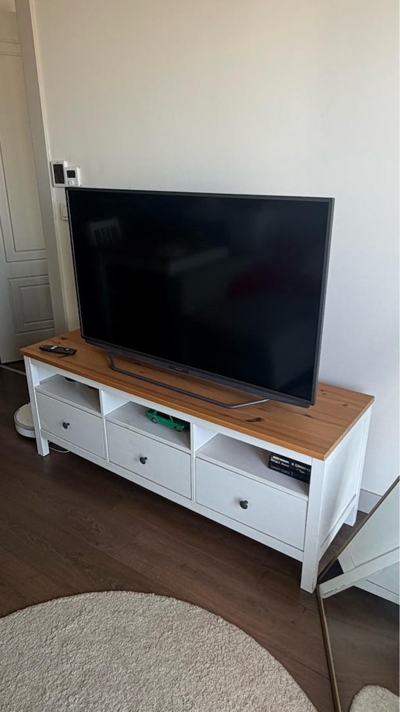 ikea tv sehpası - 3
