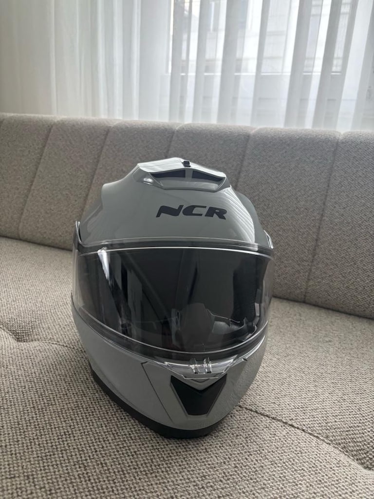 motorcu kaskı