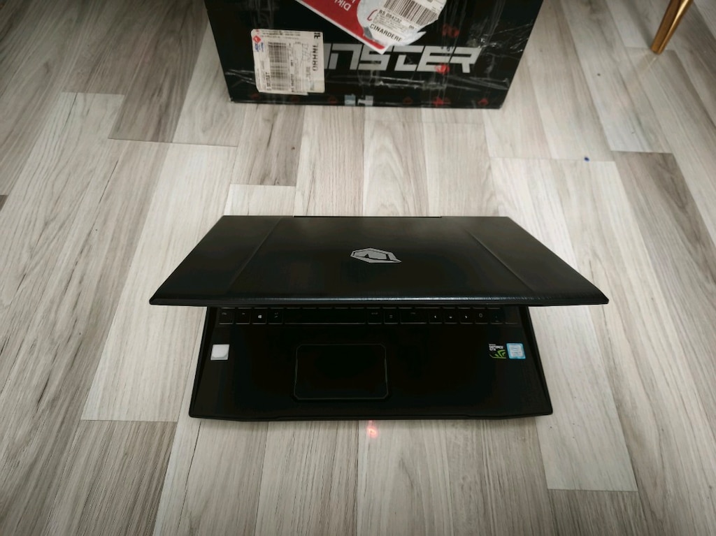 MONSTER ABRA A5 İ7.8.NESİL GTX.1050Tİ 12.CB.RAM 256.CB.SSD TERTEMİZ - 4