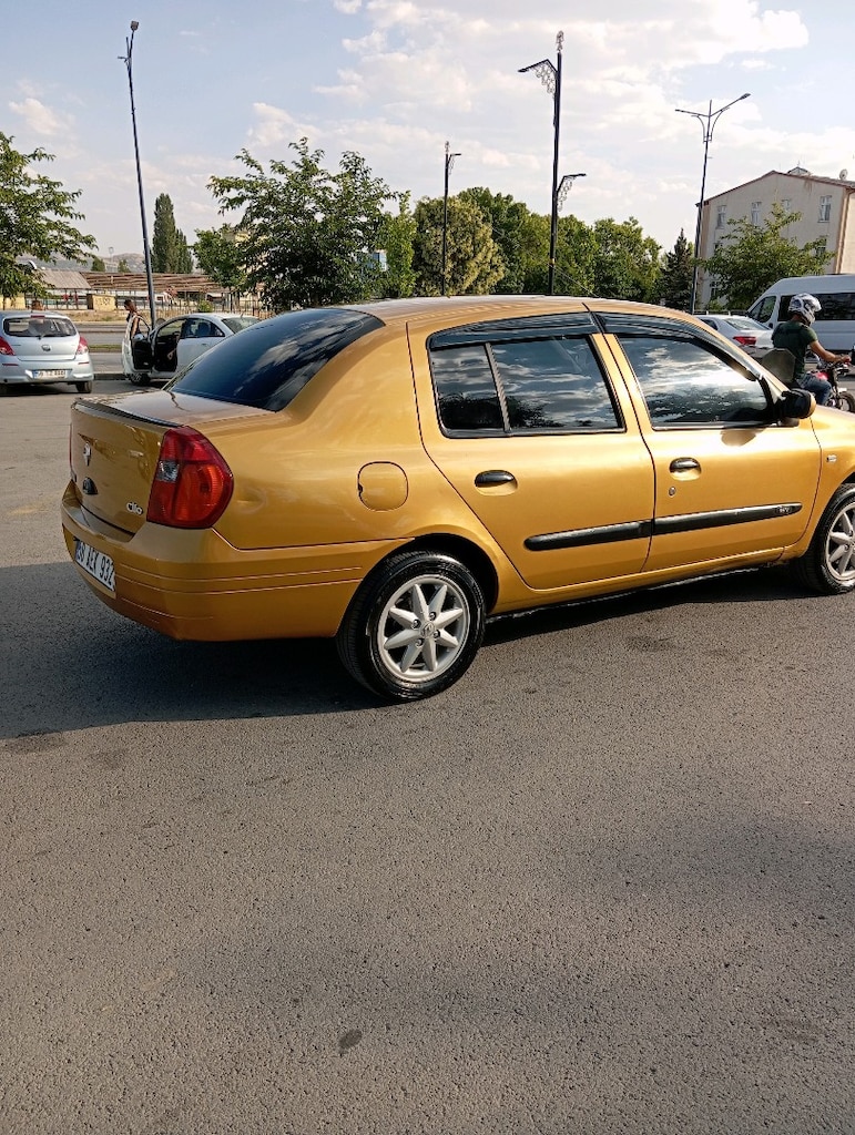 clio 2. 1.4.16 V. - 8