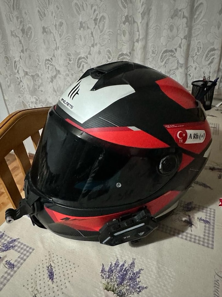az kullanılmış temiz kask