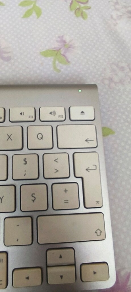 F düzen Apple Wireless Keyboard A1255 - 2