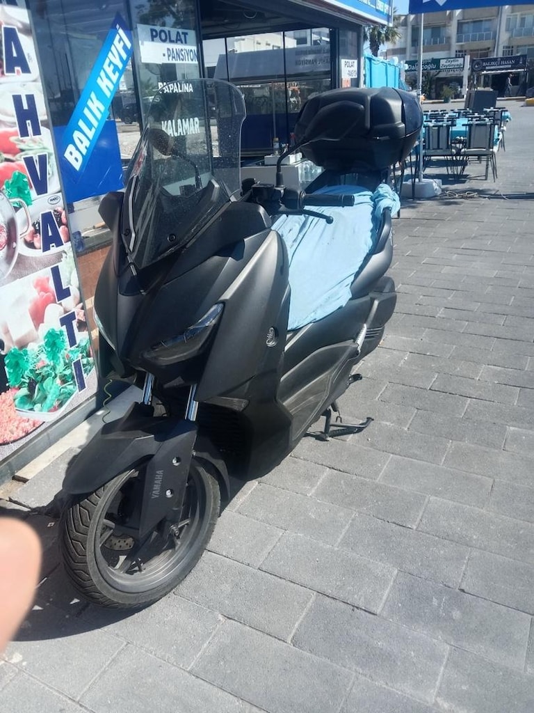 250 yahama xmax sıfır ayarında - 3