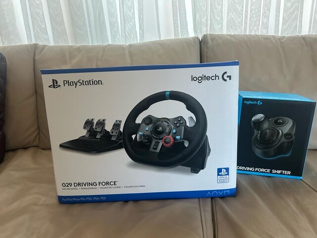 NEREDEYSE SIFIR LOGITECH G29 + VİTES