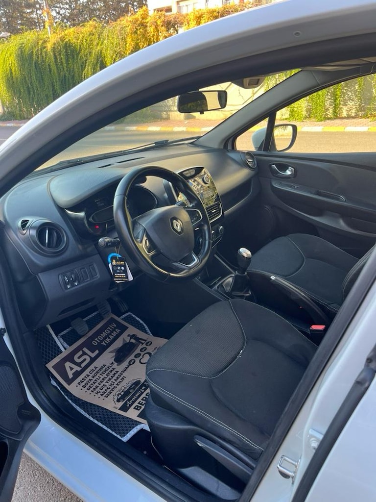 Beyaz Renault Clio - 13