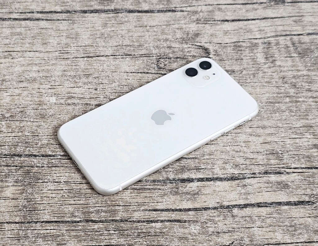 İPHONE 11 - 64 GB ORİJİNAL SORUNSUZ BÜTÜN ÖZELLİKLERİ ÇALIŞIYOR - 8