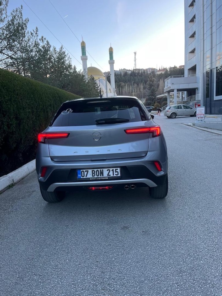 2021 MODEL OPEL MOKKA ELEGANCE 1.2T GRİ/SİYAH HATASIZ BOYASIZ TRAMERSZ - 5